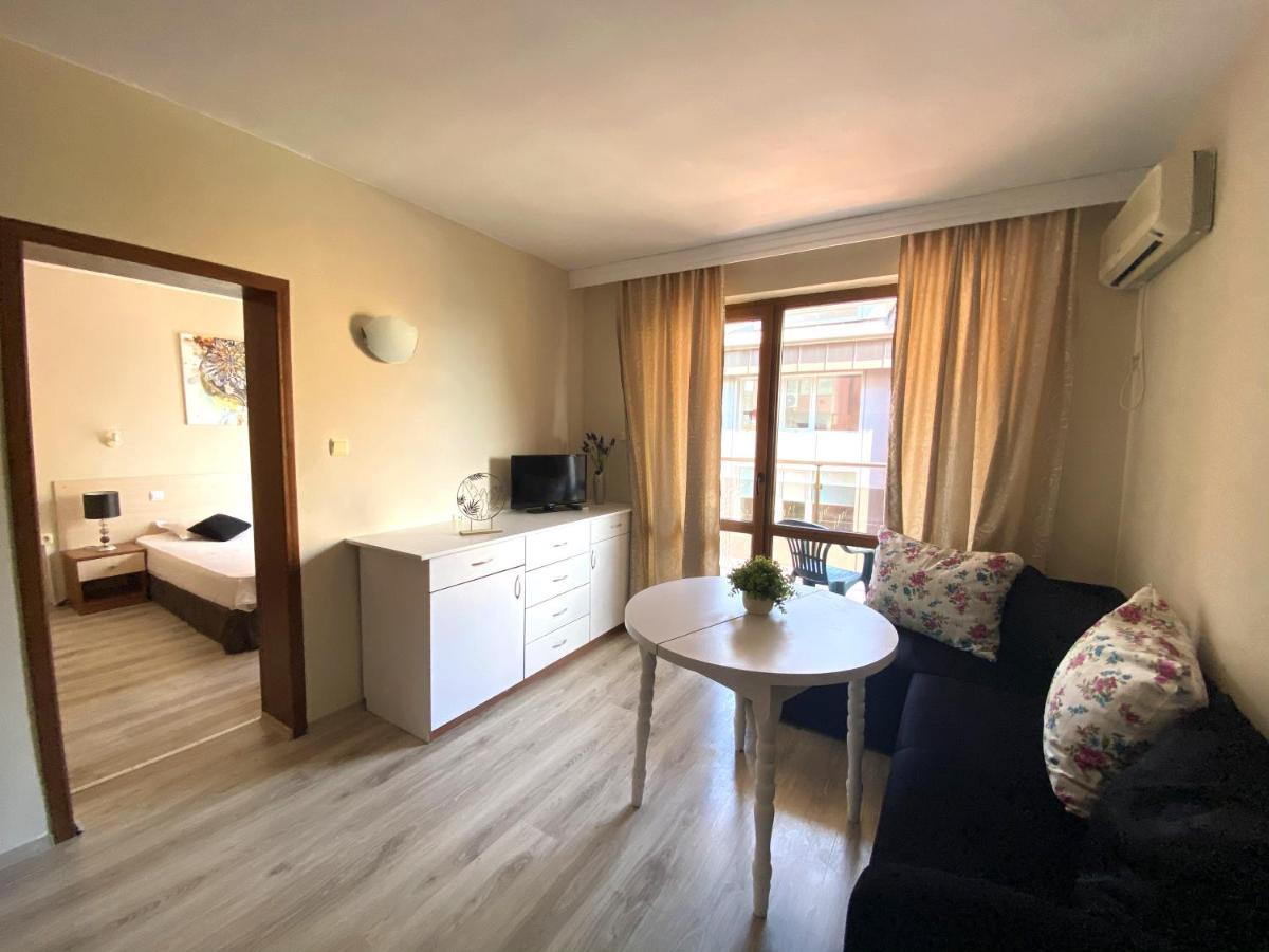 بريمورسكو Apart Hotel Primavera 2 المظهر الخارجي الصورة