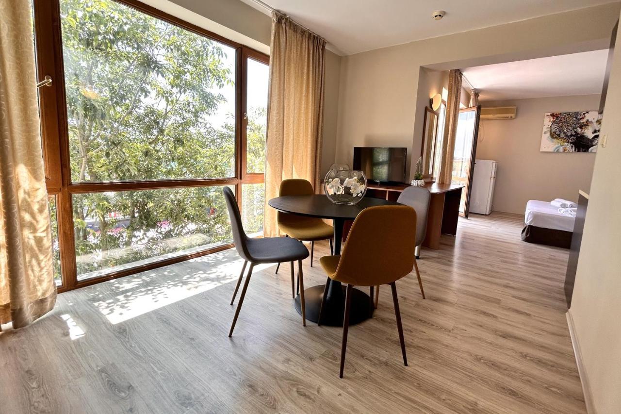 بريمورسكو Apart Hotel Primavera 2 المظهر الخارجي الصورة